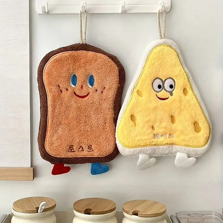 CARTOON CHARACTERS HANGING TOWELS