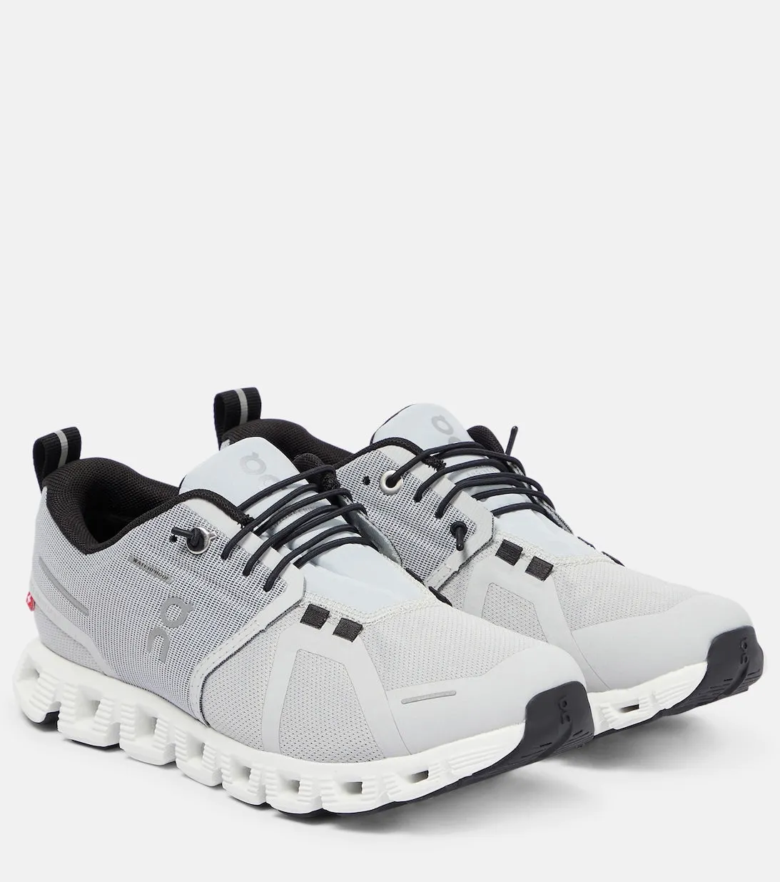 Cloud 5 On waterproof sneakers, gray