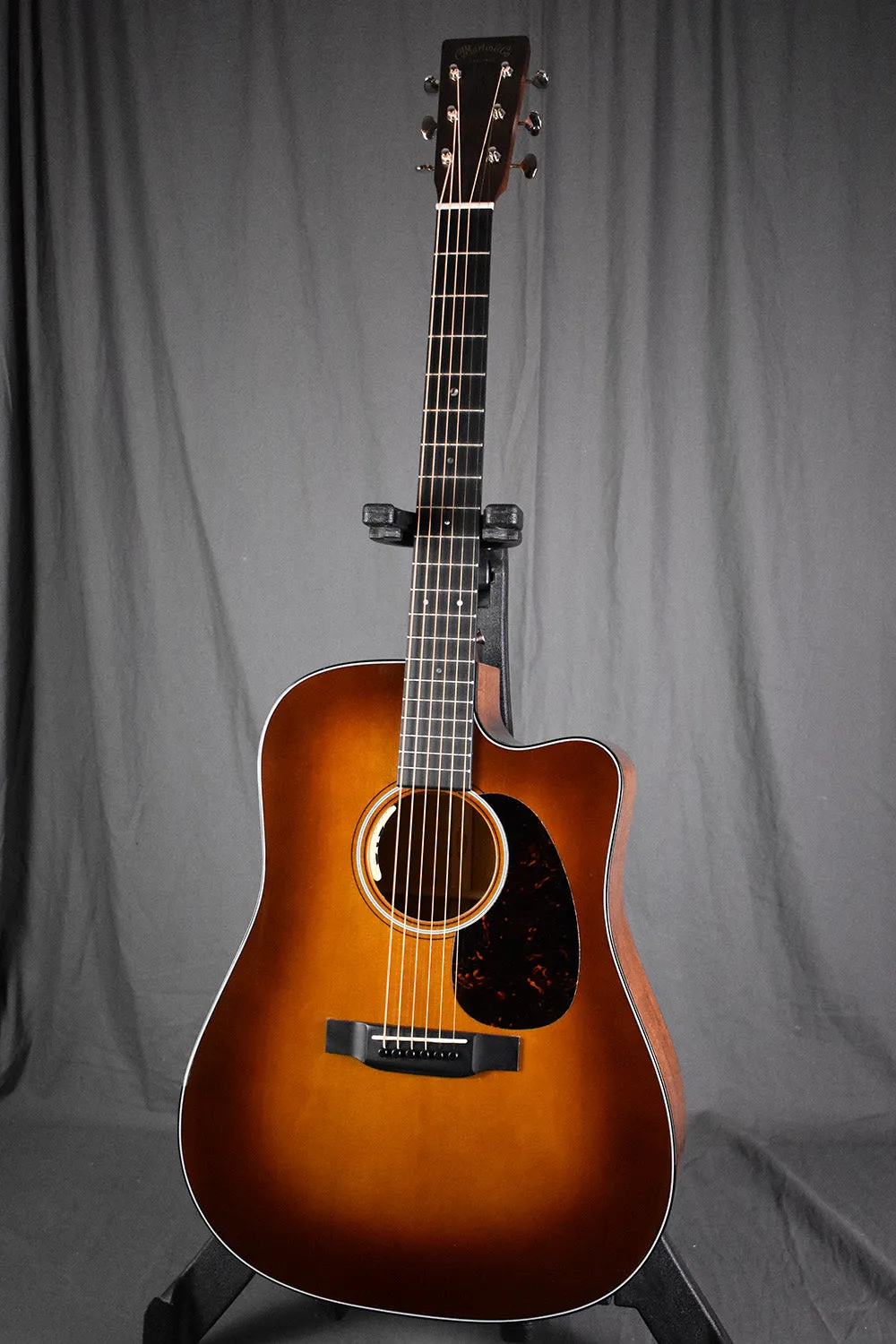 Martin DC-18E Ambertone w/ L.R. Baggs Anthem