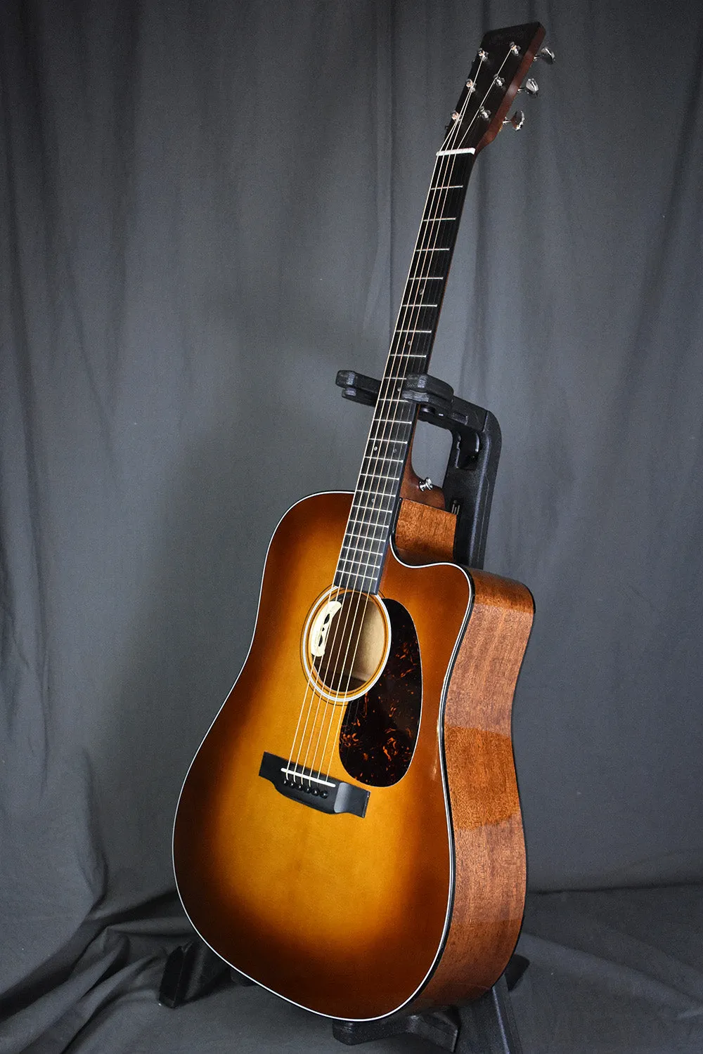 Martin DC-18E Ambertone w/ L.R. Baggs Anthem