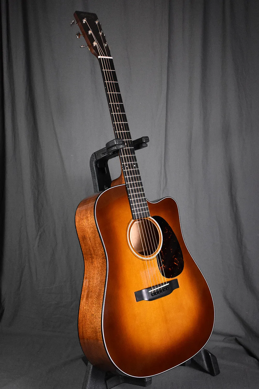 Martin DC-18E Ambertone w/ L.R. Baggs Anthem