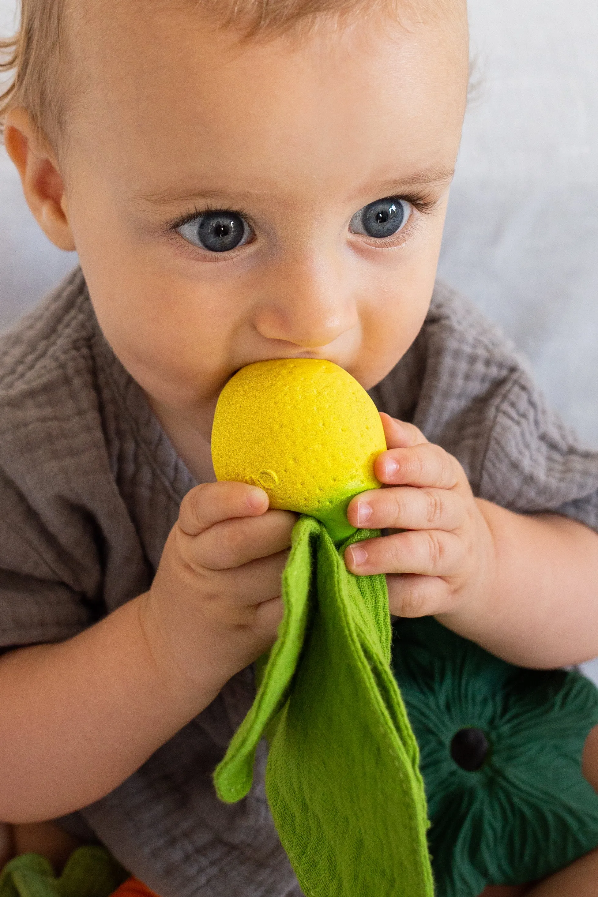 Mini Doudou Teether | John Lemon