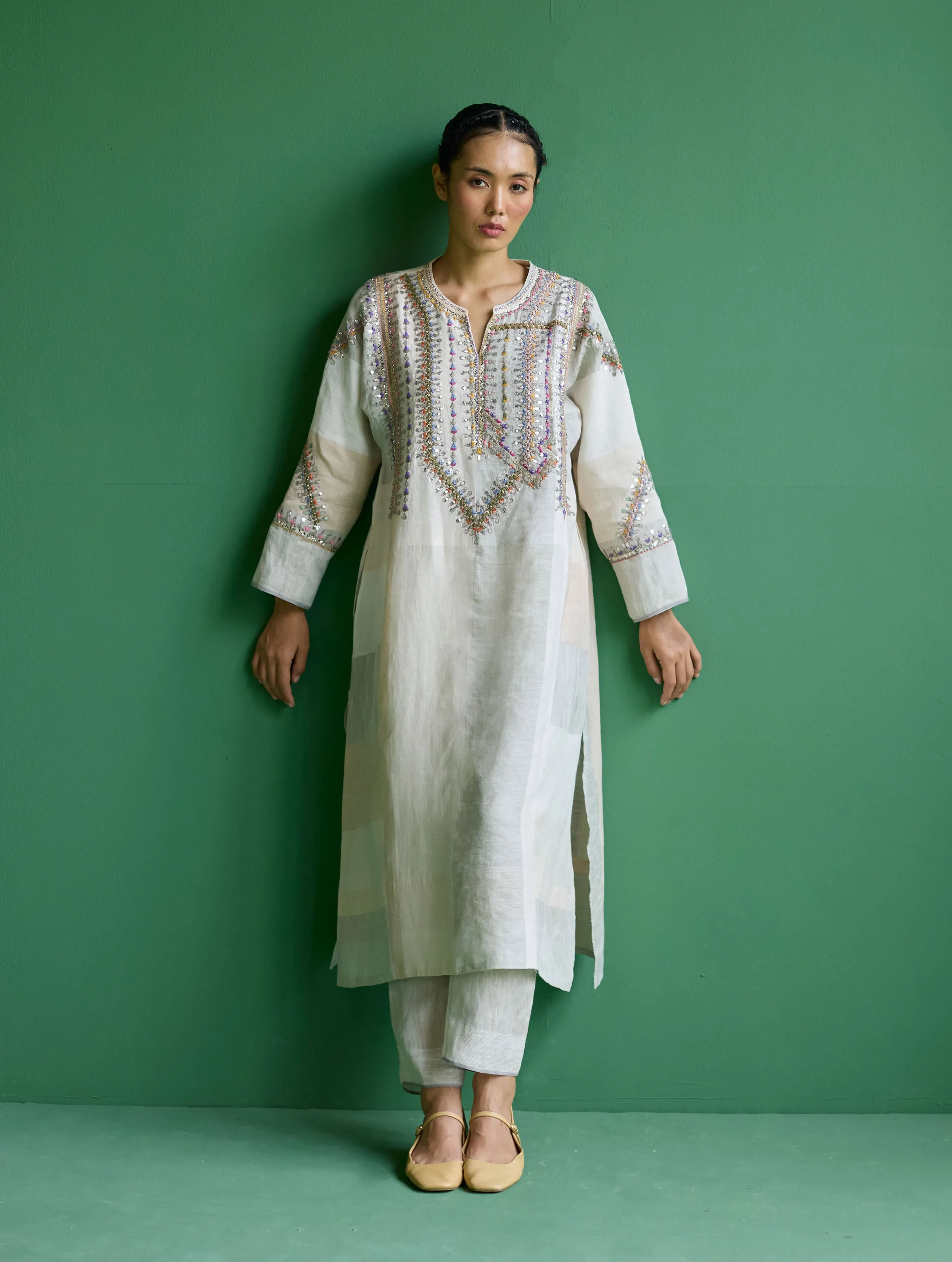 Rida Hand-Embroidered Kurta Set - Ivory