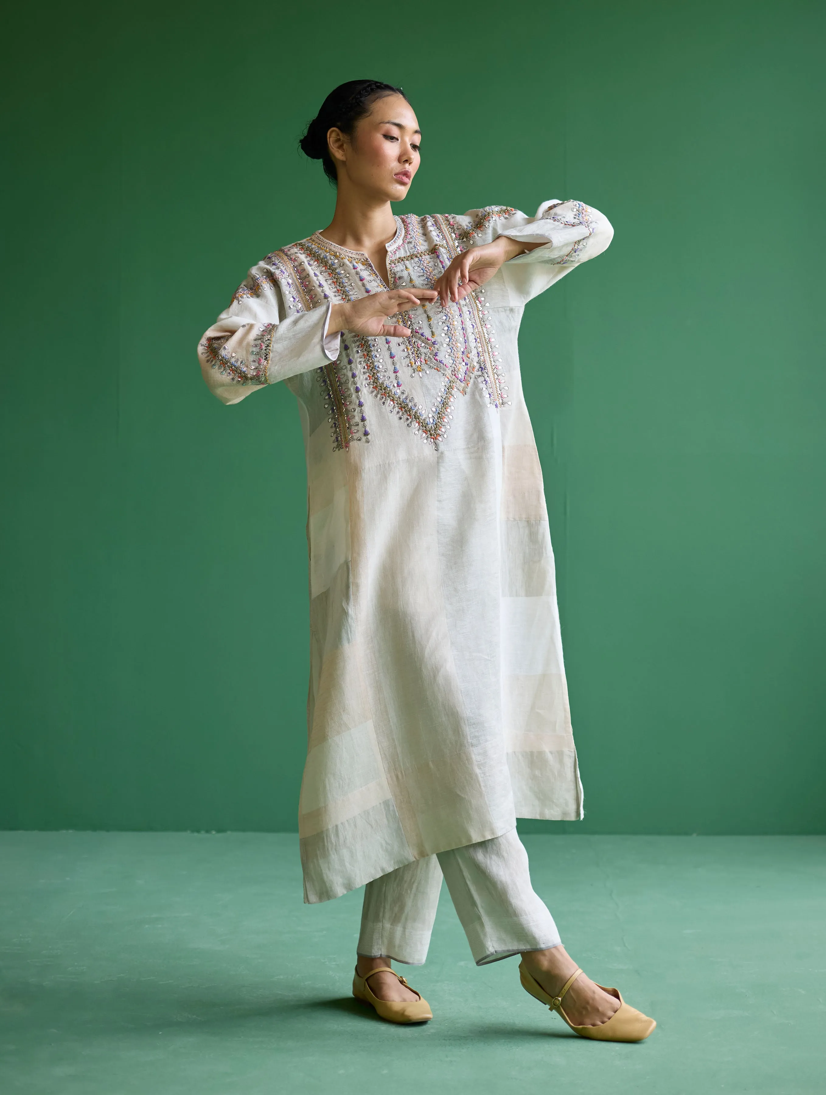 Rida Hand-Embroidered Kurta Set - Ivory