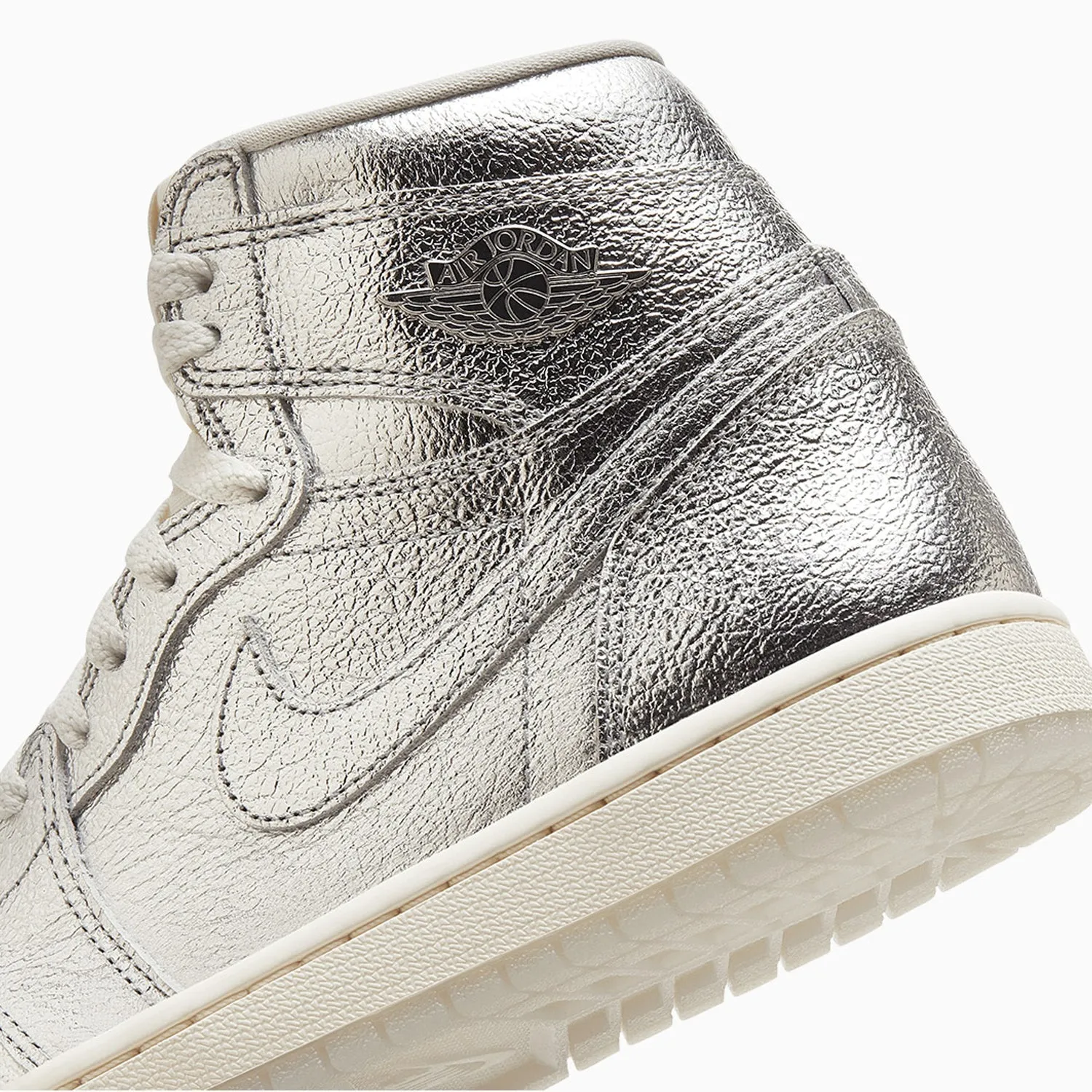 Women's Air Jordan 1 Retro OG "Chrome"